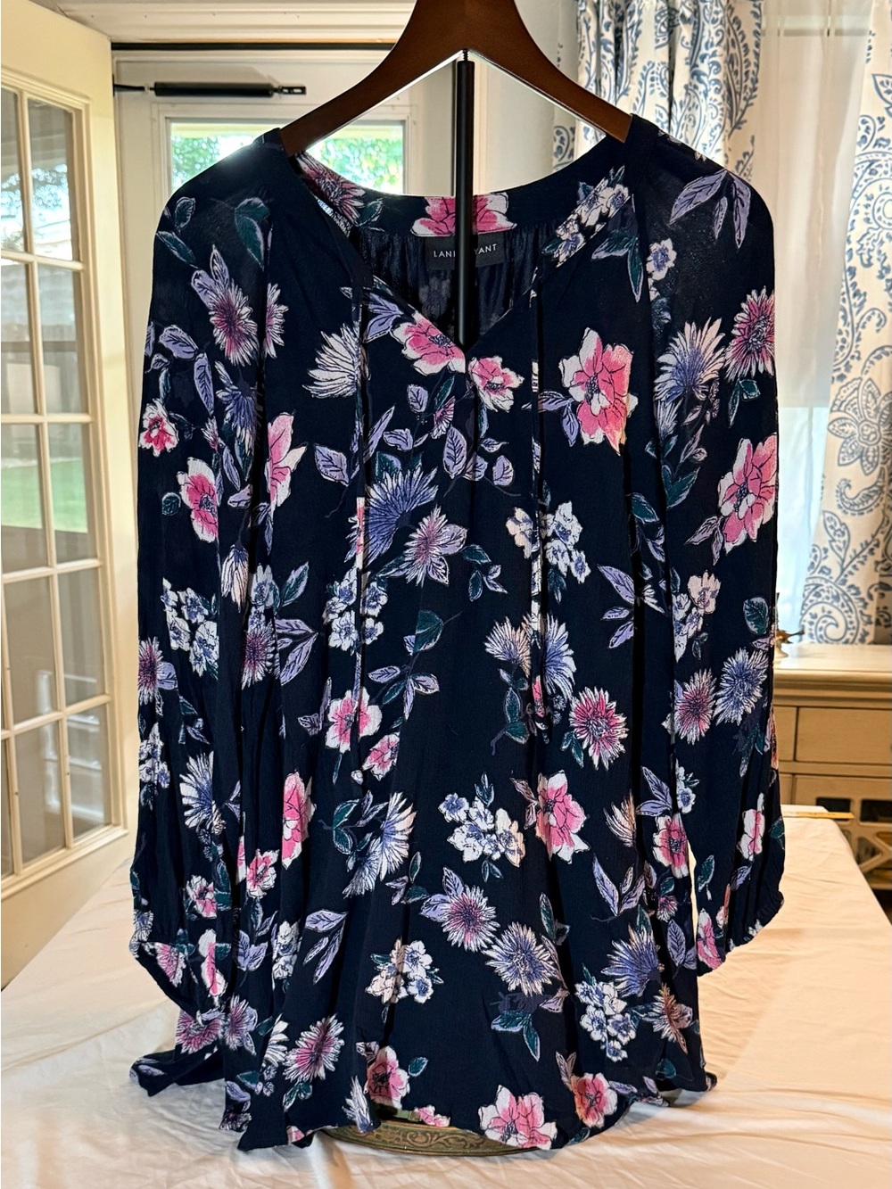 Lane Bryant Navy Floral Tie-Neck Blouse with Pink & White Blooms Size 18 (04)